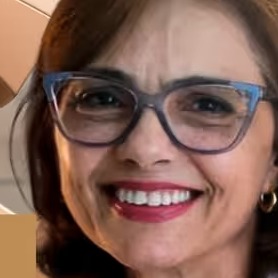 Ana Lúcia Tourinho